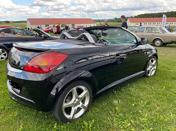 Opel Tigra 2 of 9