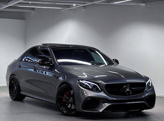 Mercedes-Benz E450 5 of 9