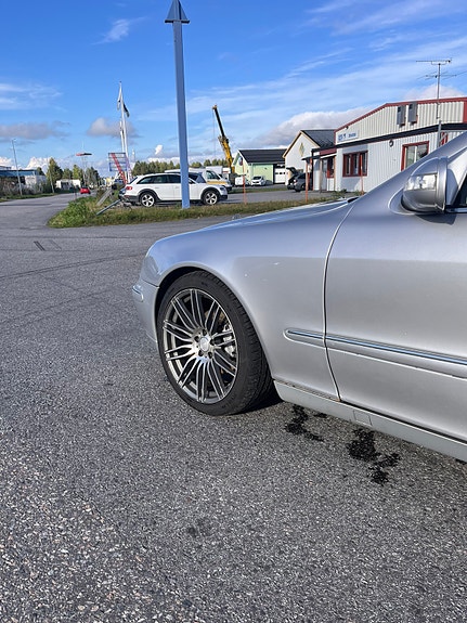 Mercedes-Benz S500 5 of 17