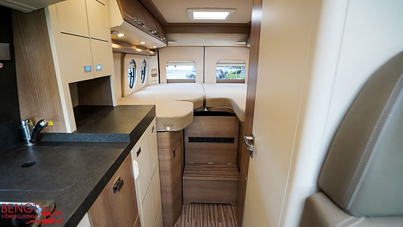 Carthago MALIBU VAN 640 LE Two Rooms 12 of 21