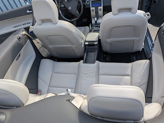 Volvo C70 12 of 14