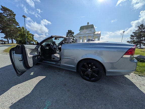 Volvo C70 4 of 14