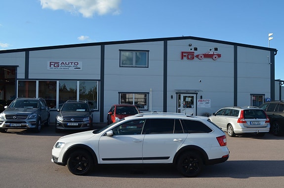 Skoda Octavia Scout 8 of 27