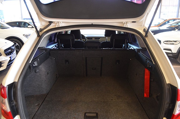 Skoda Octavia Scout 18 of 27