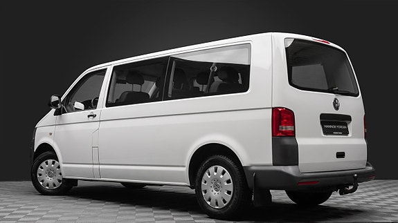 Volkswagen Caravelle 6 of 17
