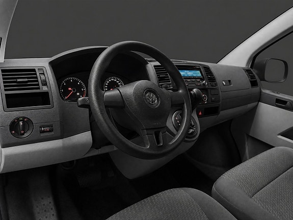 Volkswagen Caravelle 8 of 17