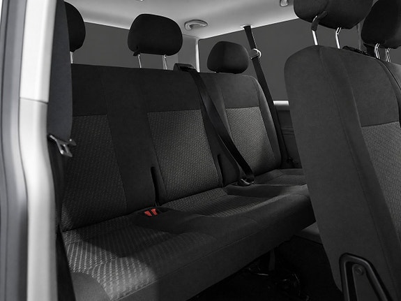 Volkswagen Caravelle 17 of 17