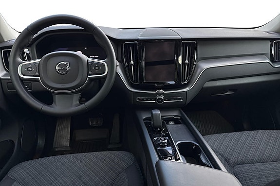 Volvo XC60 17 of 30