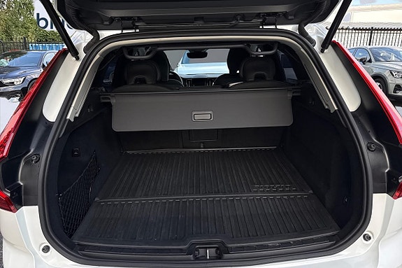Volvo XC60 21 of 30