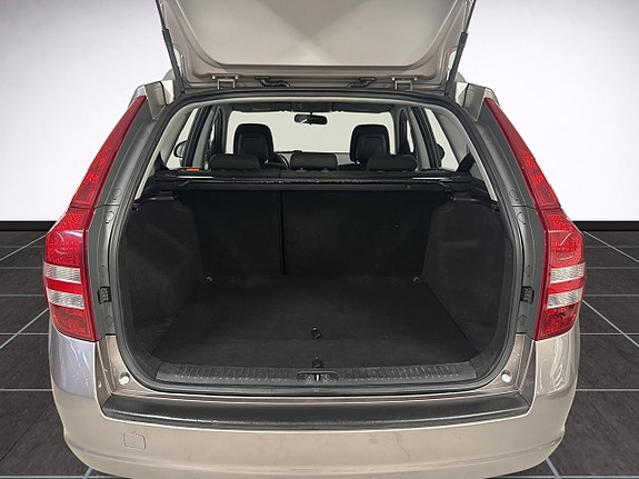 Kia Ceed 10 of 12