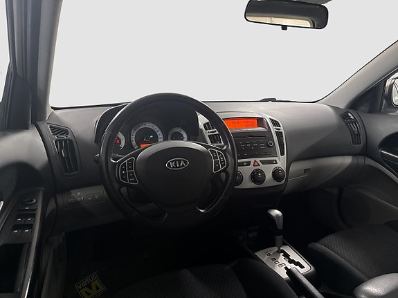 Kia Ceed 12 of 12