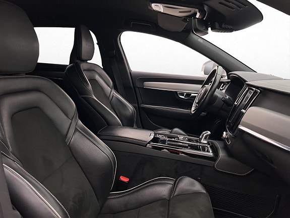 Volvo V90 11 of 30