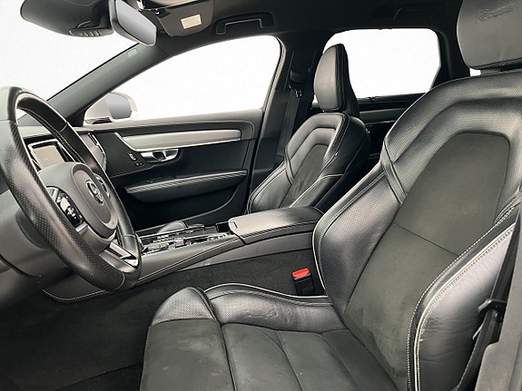 Volvo V90 13 of 30