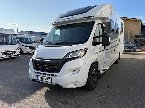 Adria Coral Plus 670 DL (140HK Automat) Långbäddar! UNIK! ALDE! Vinteranpassad! Skyview! Stort garage! 17 of 19