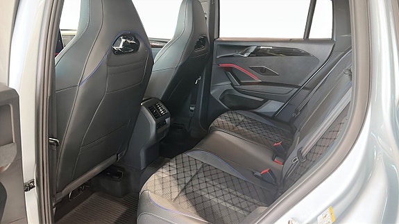 Volkswagen Tiguan 12 of 14