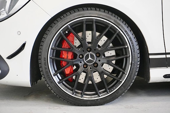 Mercedes-Benz AMG GT Black Series 9 of 21