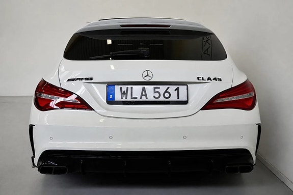 Mercedes-Benz AMG GT Black Series 8 of 21