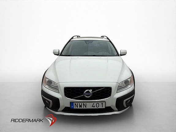 Volvo XC70 2 of 30
