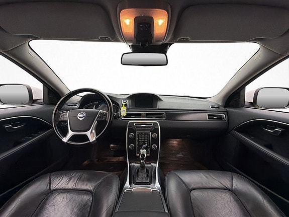 Volvo XC70 14 of 30