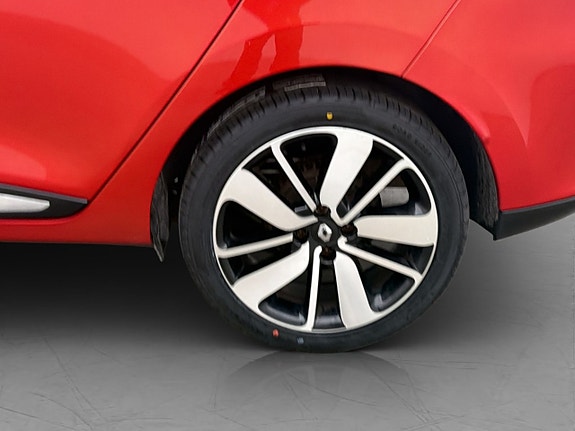 Renault Clio 28 of 29