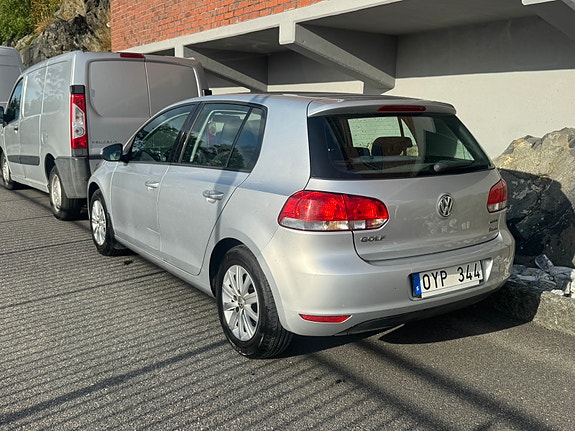 Volkswagen Golf VI 3 of 9