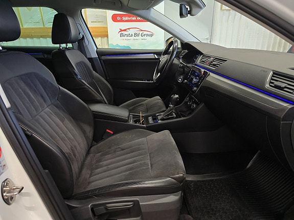 Skoda Superb 18 of 30