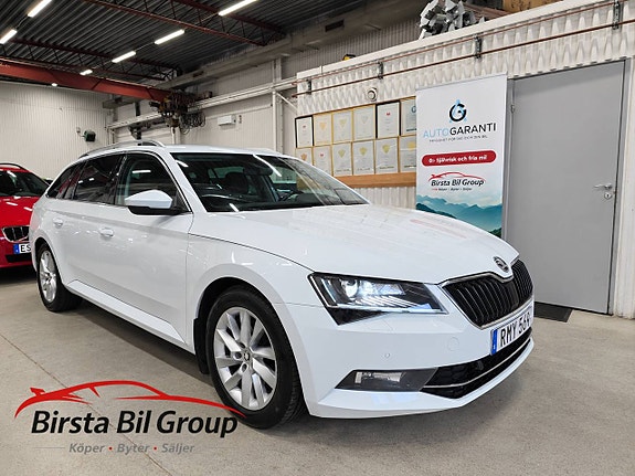 Skoda Superb 7 of 30
