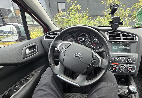 Citroen C4 2 of 6