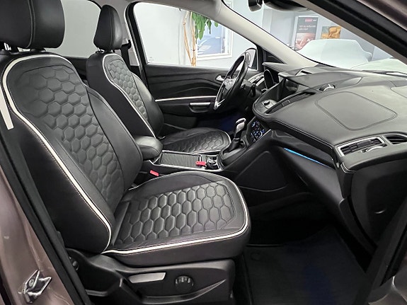 Ford Kuga 15 of 26