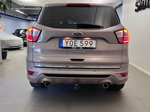 Ford Kuga 8 of 26