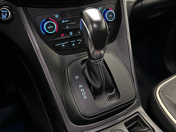 Ford Kuga 17 of 26