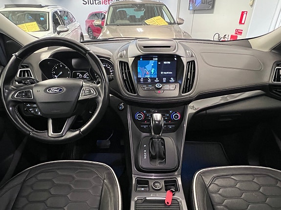 Ford Kuga 18 of 26