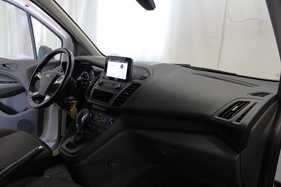 Ford Transit Connect 12 of 19