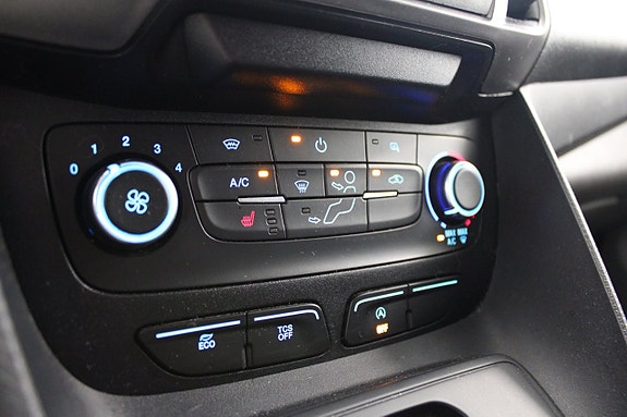 Ford Transit Connect 18 of 19