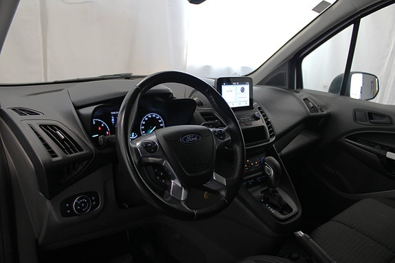 Ford Transit Connect 11 of 19
