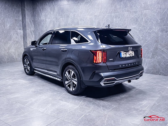 Kia Sorento 5 of 30