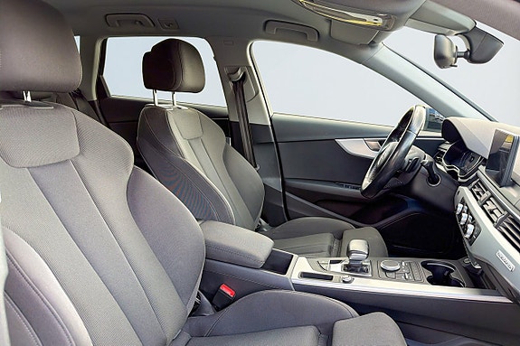 Audi A4 16 of 17