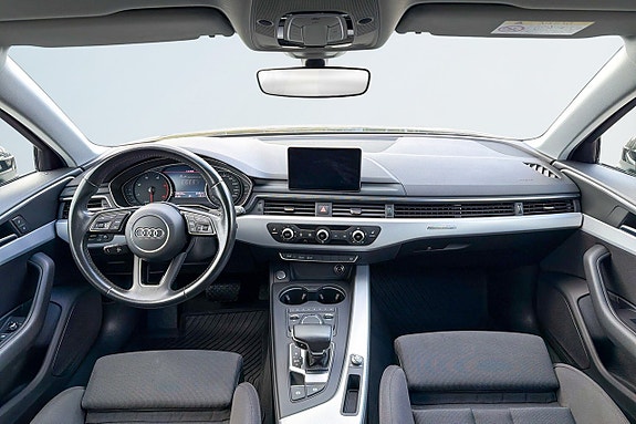 Audi A4 11 of 17