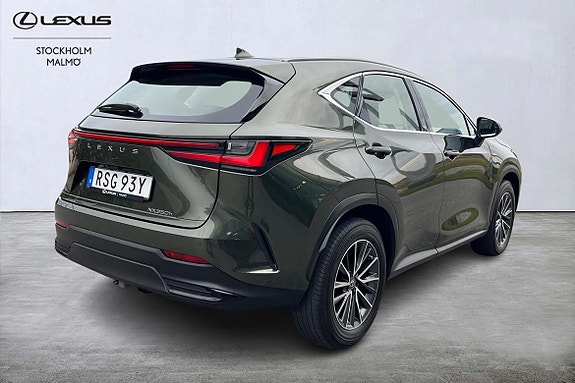 Lexus NX350h 4 of 24