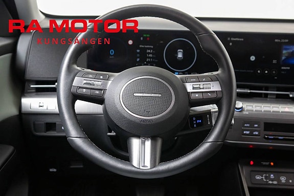 Hyundai Kona 12 of 21