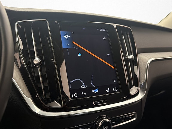 Volvo S60 19 of 30