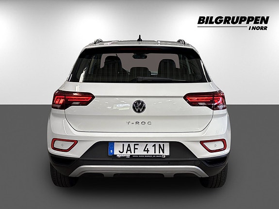 Volkswagen T-Roc 5 of 17