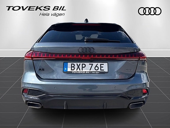 Audi A5 4 of 17