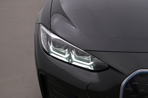 BMW i4 26 of 27