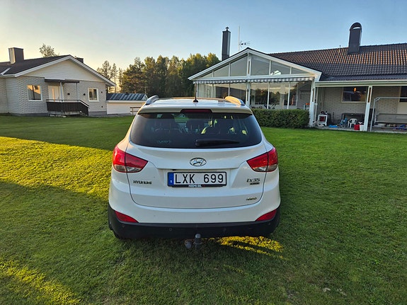 Hyundai ix35 4 of 11