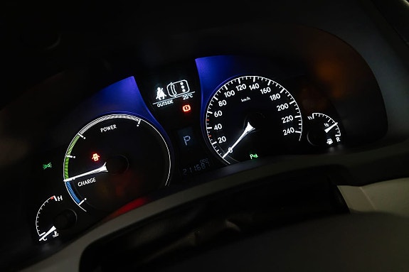 Lexus RX450h 19 of 26