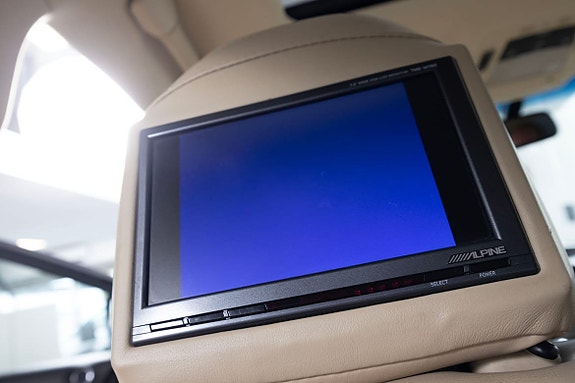 Lexus RX450h 26 of 27
