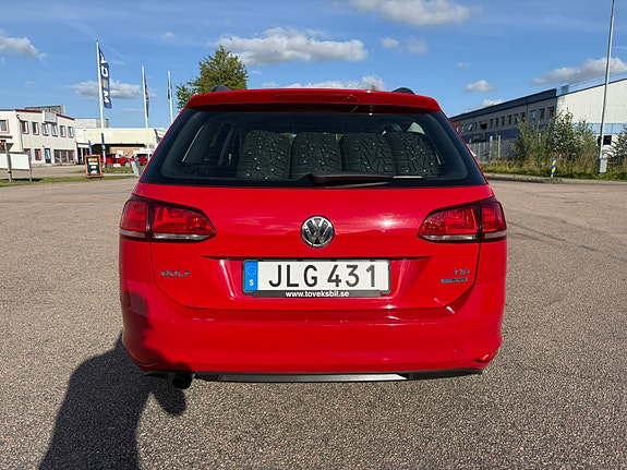 Volkswagen Golf VII 4 of 10