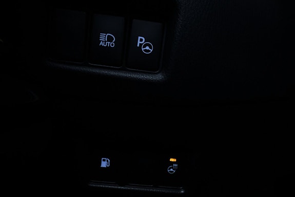 Toyota C-HR 24 of 27