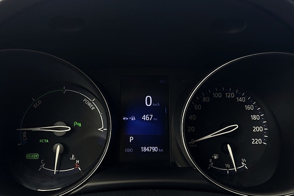 Toyota C-HR 18 of 27